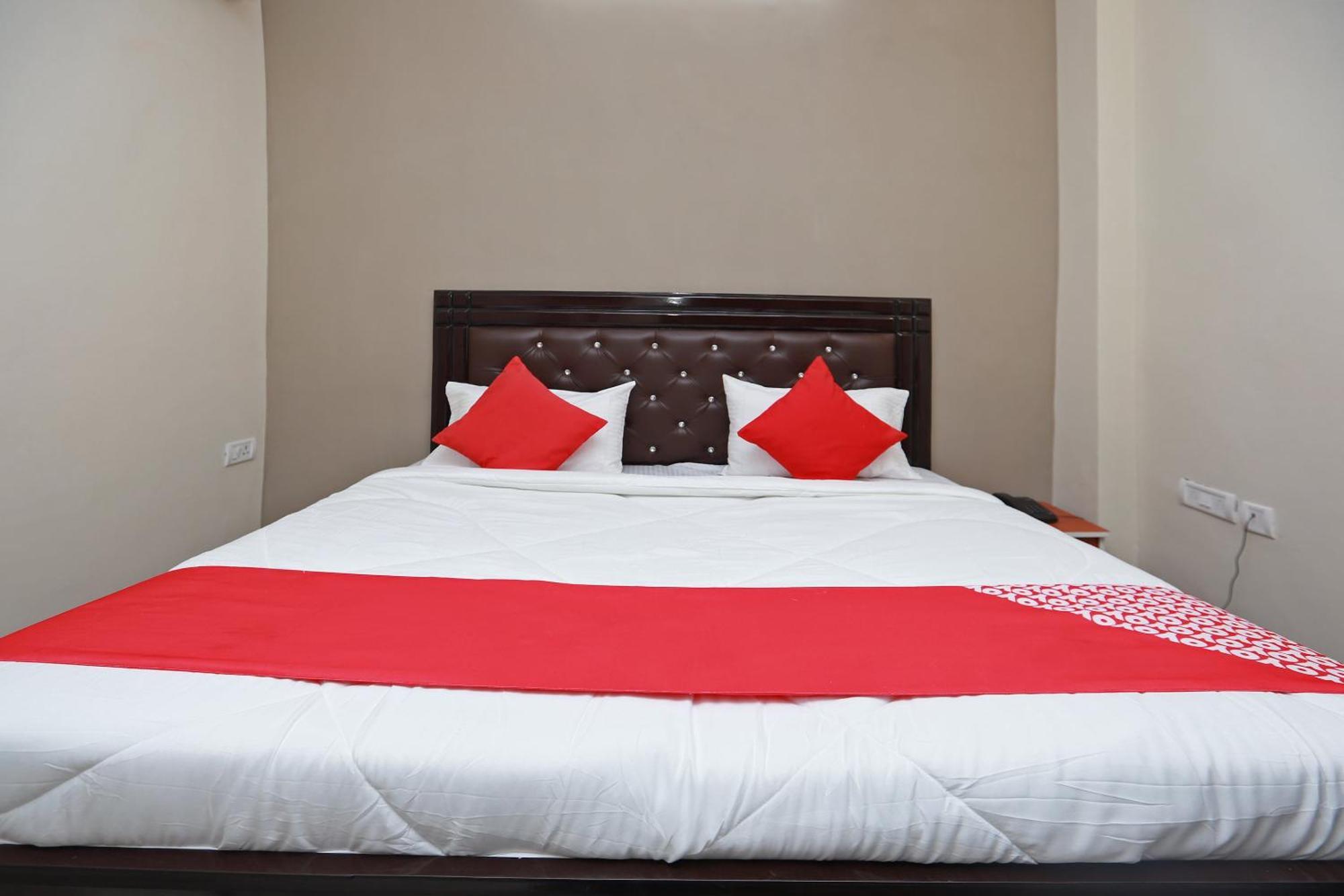 Hotel O Silverline Residency Faridabad Esterno foto