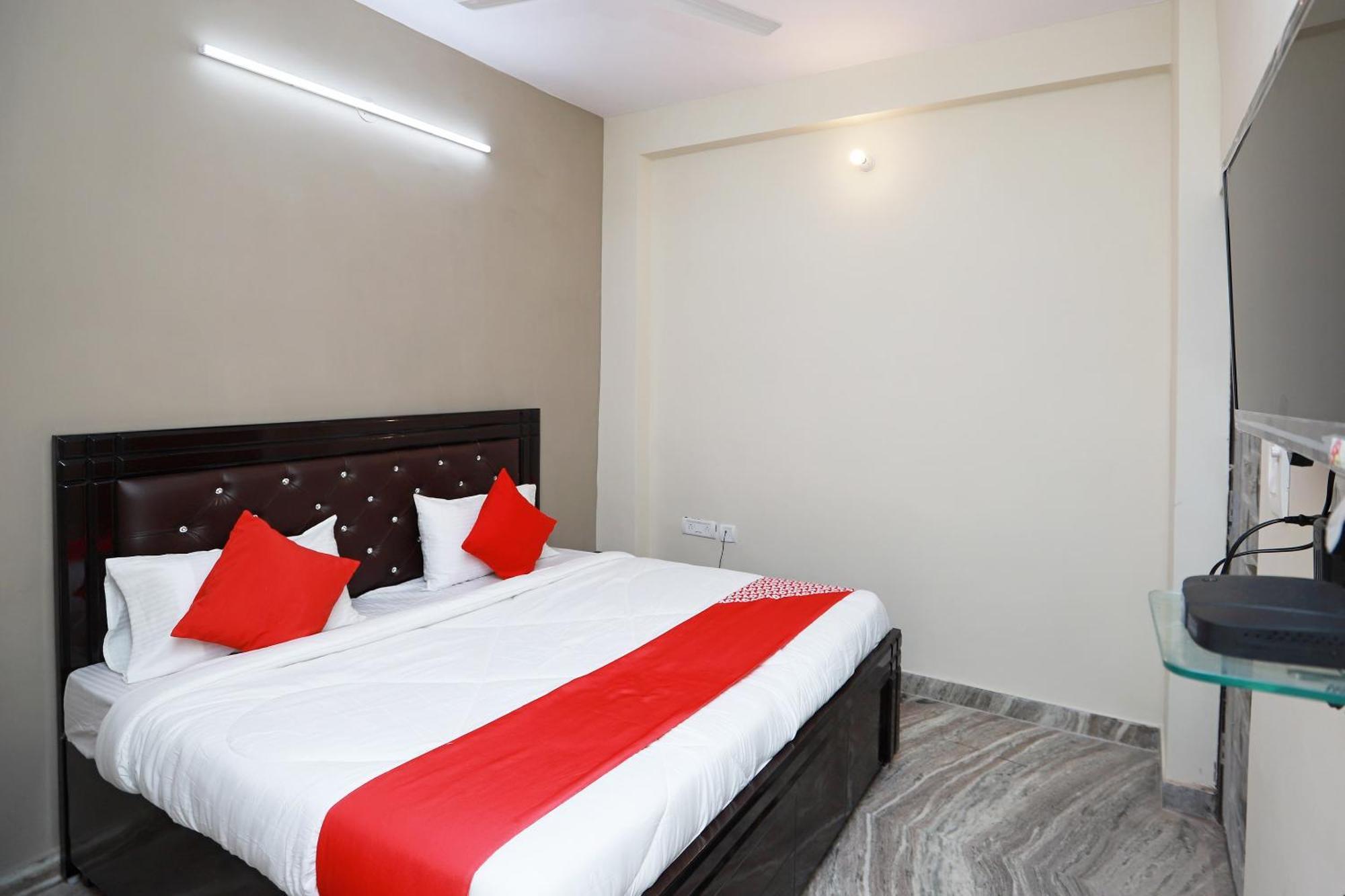 Hotel O Silverline Residency Faridabad Esterno foto